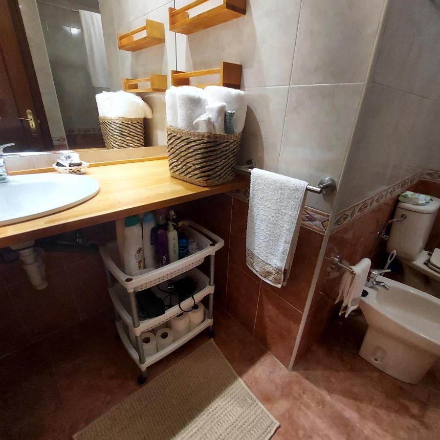 Soleado Piso Con Garaje Y Piscina A 8' Centro Lejlighed Castro Urdiales Eksteriør billede