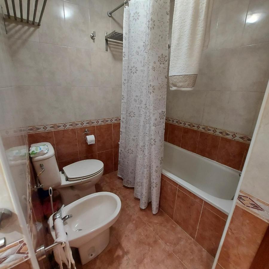 Soleado Piso Con Garaje Y Piscina A 8' Centro Lejlighed Castro Urdiales Eksteriør billede