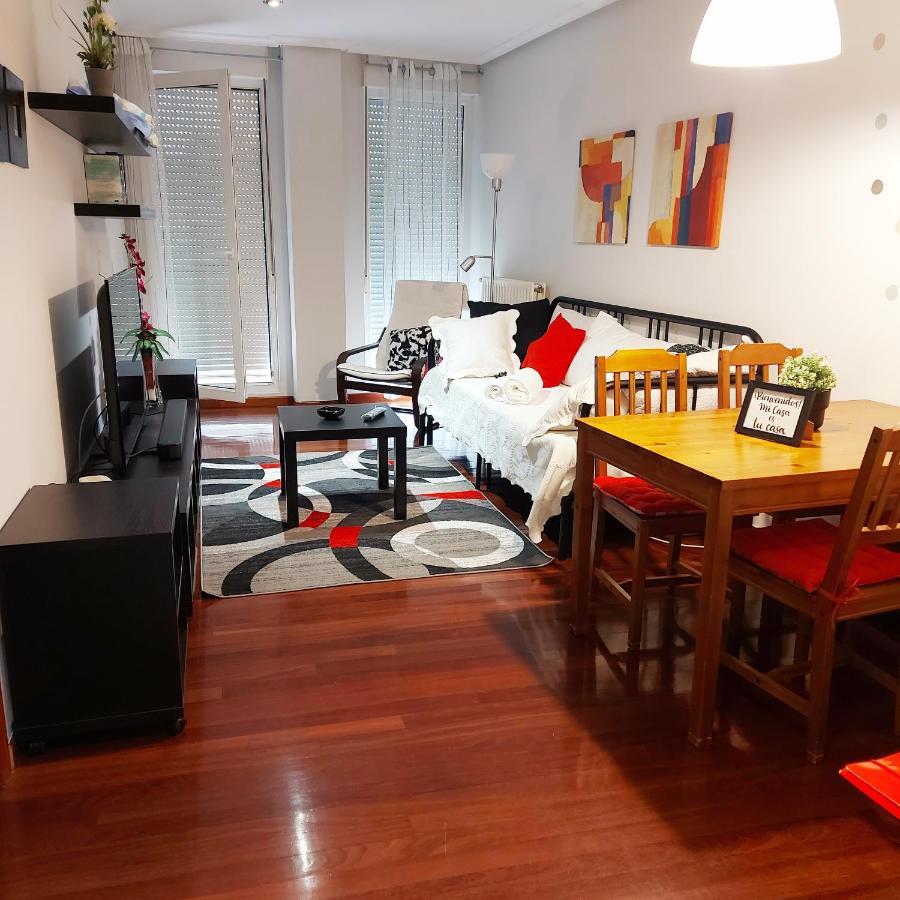 Soleado Piso Con Garaje Y Piscina A 8' Centro Lejlighed Castro Urdiales Eksteriør billede