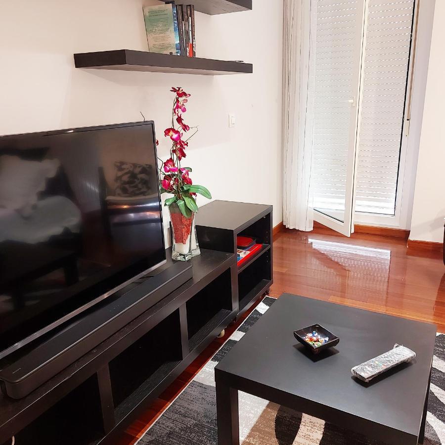 Soleado Piso Con Garaje Y Piscina A 8' Centro Lejlighed Castro Urdiales Eksteriør billede